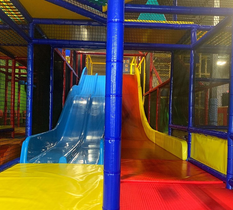 recess-time-indoor-playground-photo
